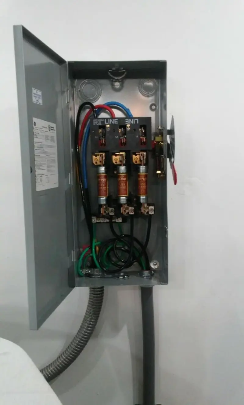 Three-phase disconnect switch installed for Smoke Detector Installation in Wayland